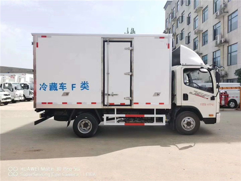 國(guó)六 解放J6F4.2米冷藏車